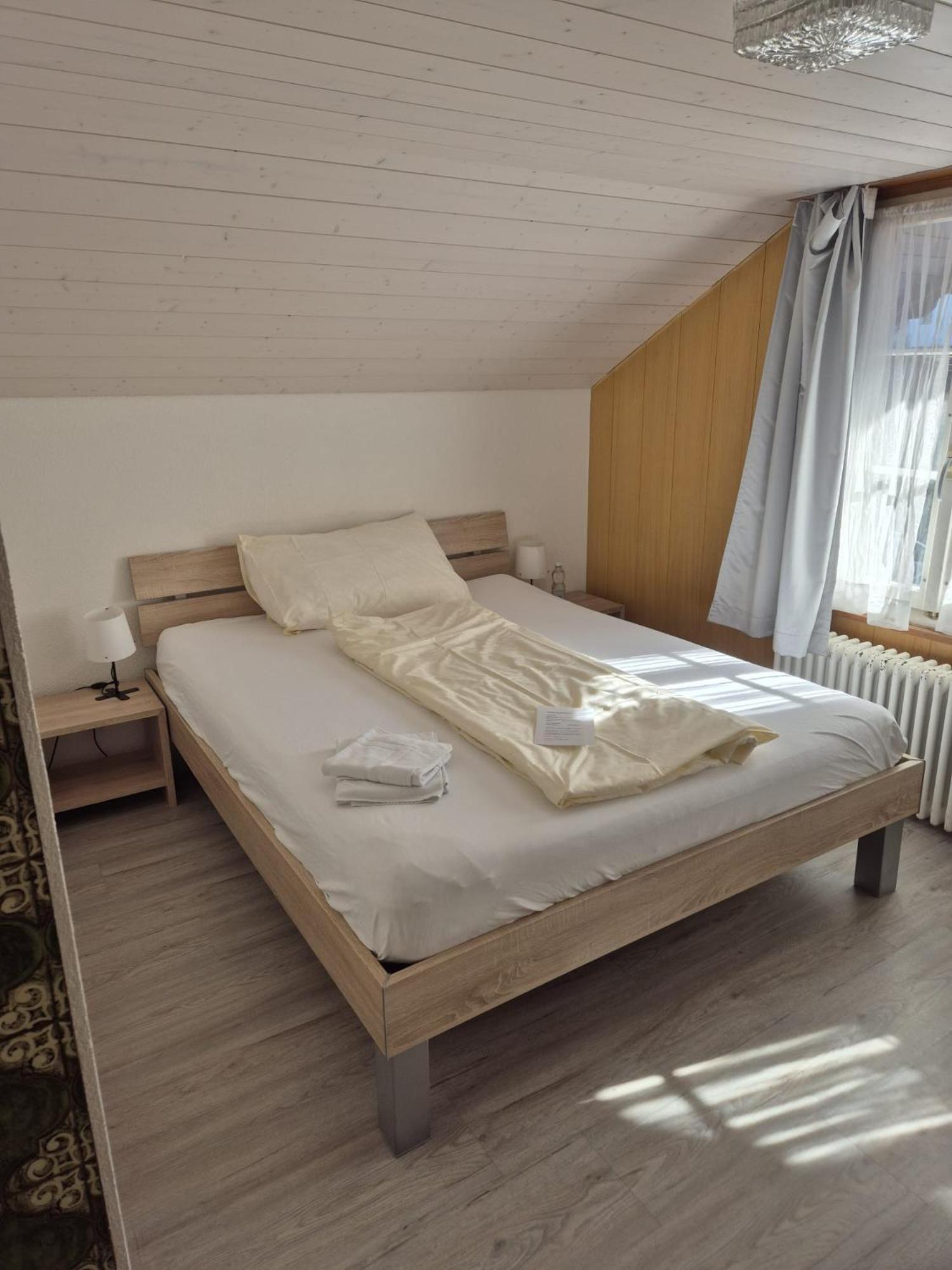 Gasthof Hirschen In Wilderswil Phòng bức ảnh
