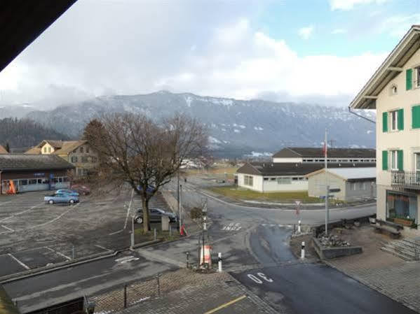 Gasthof Hirschen In Wilderswil Ngoại thất bức ảnh